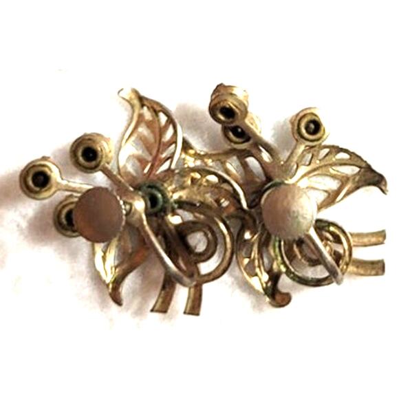 Vtg Goldtone Filigree Leaf Screw Back Earrings Turquoise Rhinestones Riveted - Picture 3 of 4